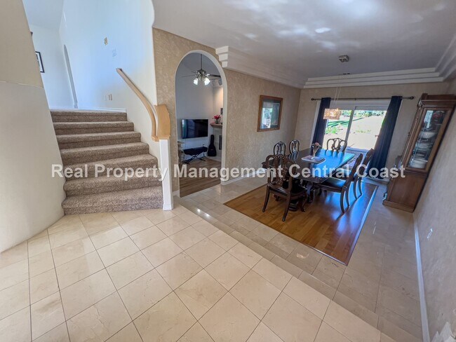 Building Photo - AVAILABLE NOW - Furnished Luxury Home in P...