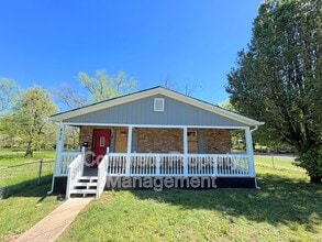 Building Photo - 820 17th St Ensley