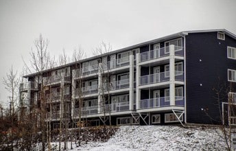 Building Photo - Frontier House