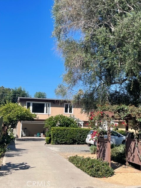 Primary Photo - 31451 La Calera St