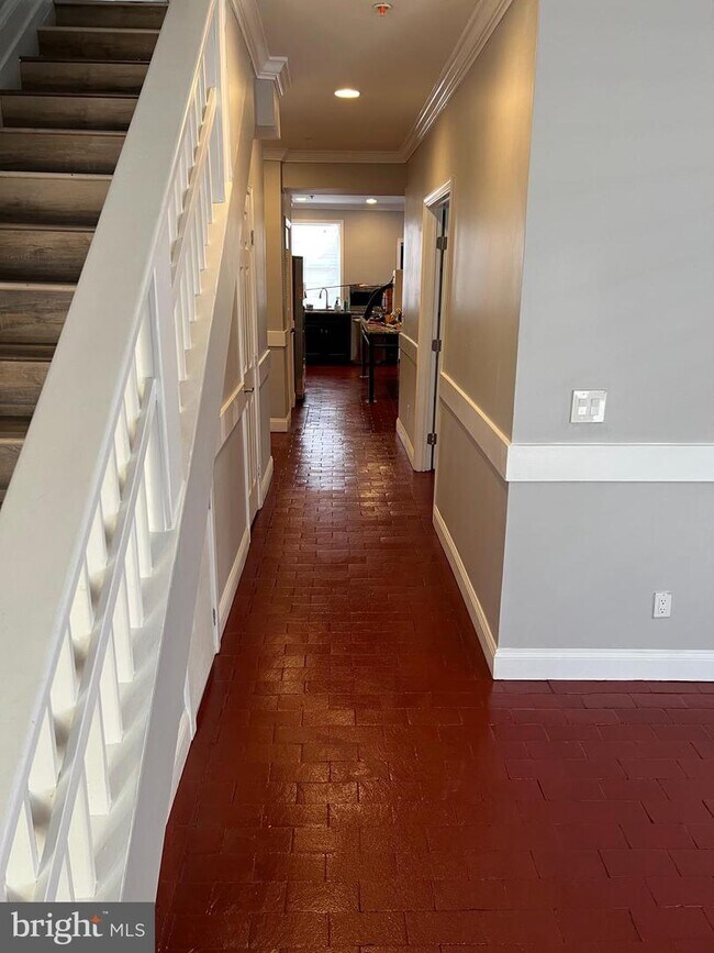 Foto del edificio - 508 58th St NE