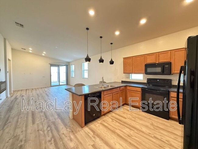 Building Photo - 2372 E Dust Devil Dr