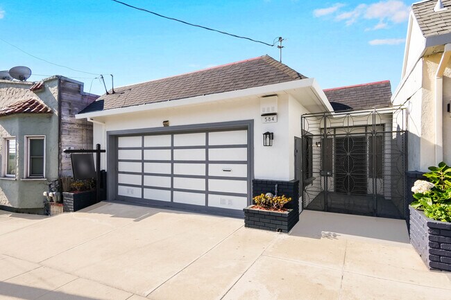 Foto del edificio - 584 Hillside Blvd