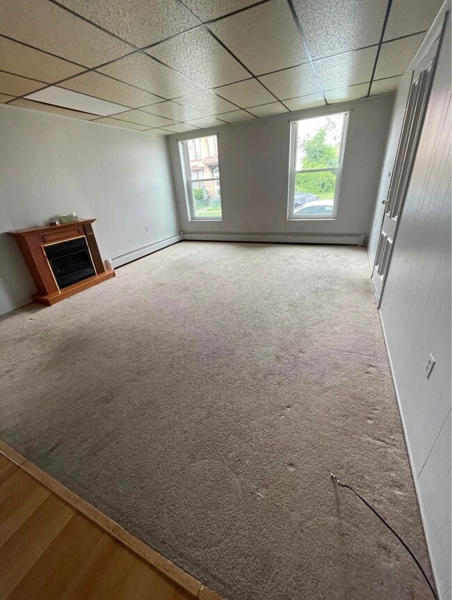 Building Photo - 1624 3rd Ave