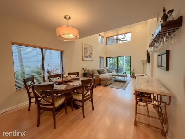 Building Photo - 3 br, 2.5 bath Townhome - 5500 Fox Hollow Dr