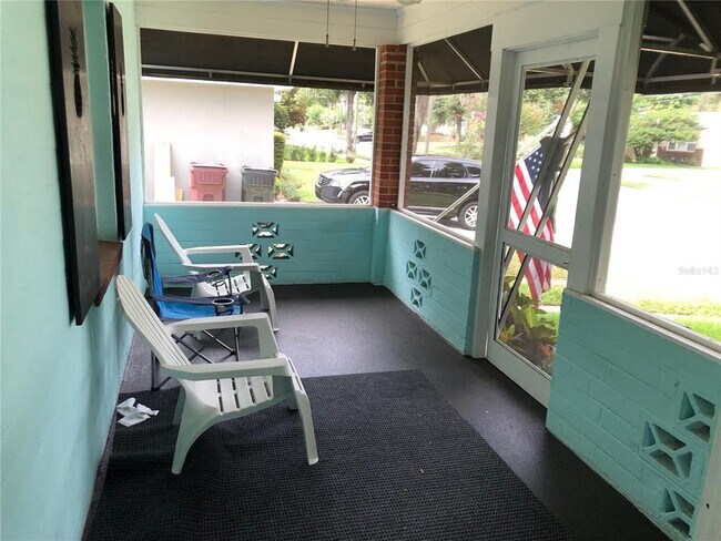 Foto del edificio - 1906 Harrison Ave