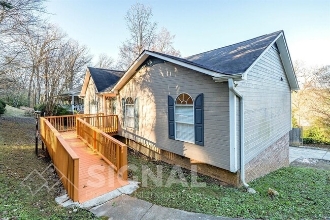 Building Photo - 924 Rich Rd