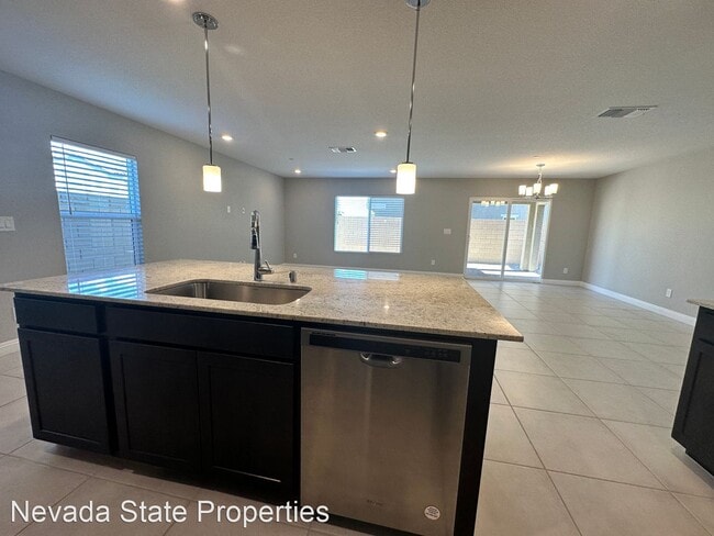 Building Photo - 4 br, 3 bath House - 6972 Caldera St