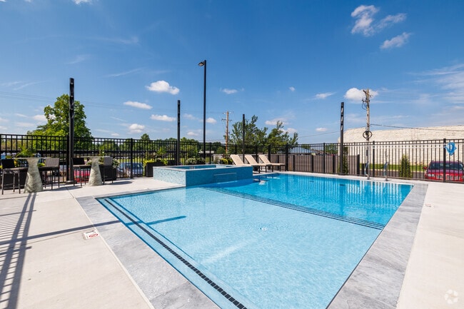 Pool - Heritage