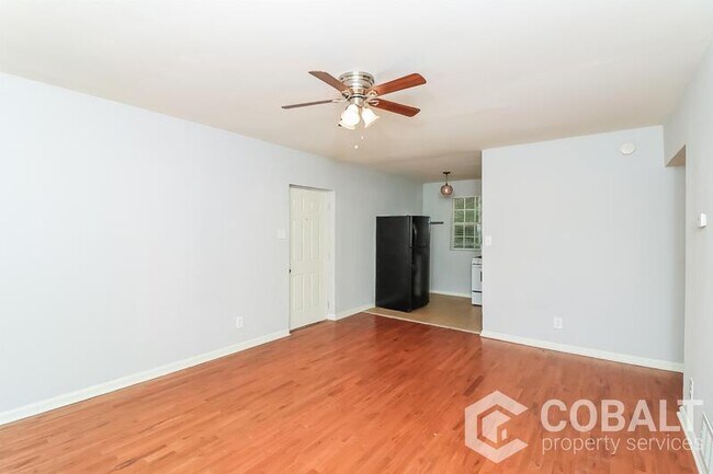 Foto del edificio - 212 Kirkwood Rd NE