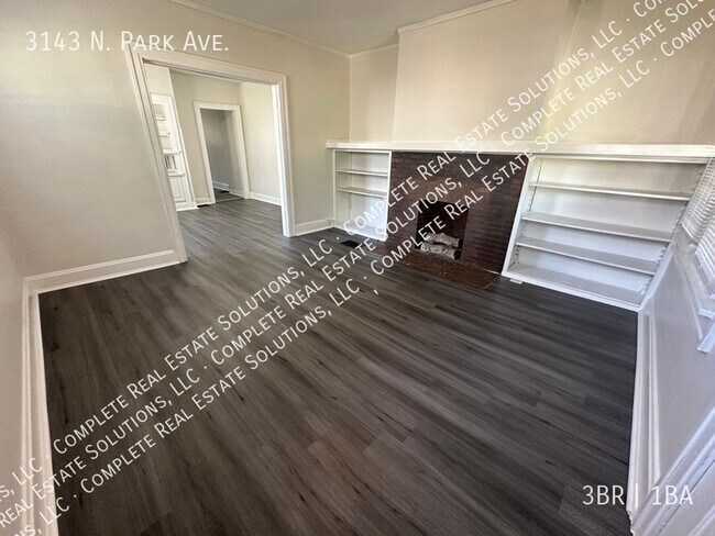 Building Photo - 3143 N Park Ave