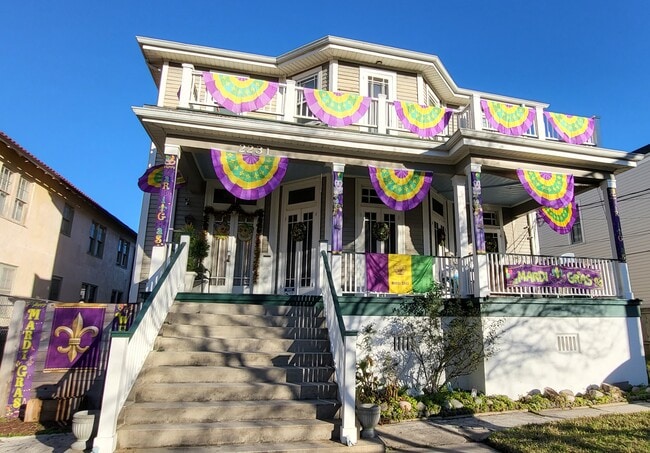 Building Photo - 2231 Marengo St