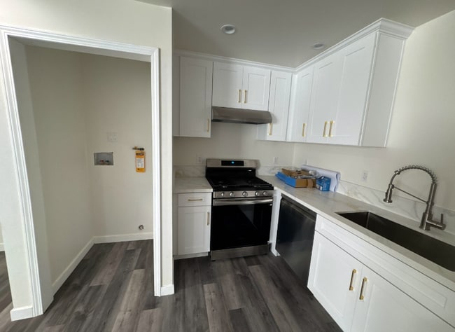 Foto del edificio - 3525 W Carson St