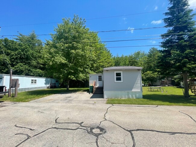 Building Photo - 68 Moose Ln