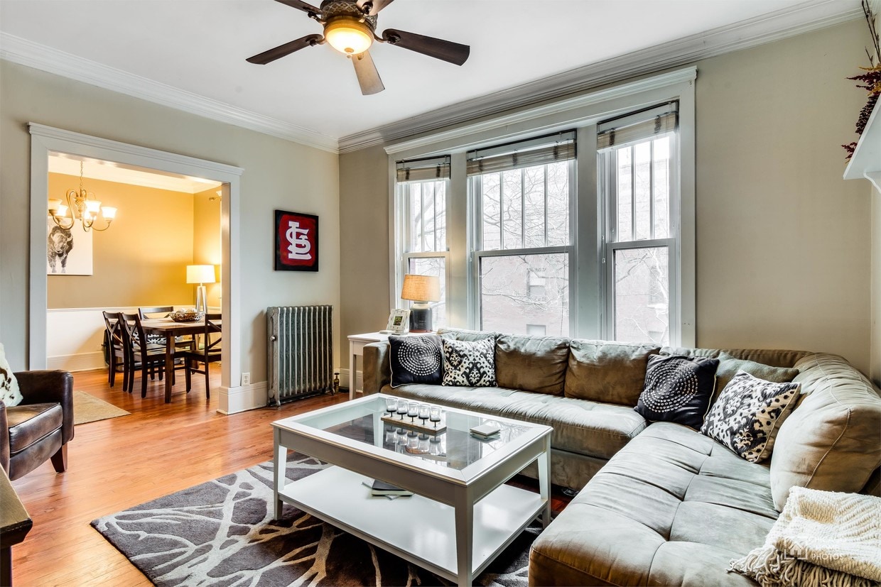 3172 N Pine Grove Ave, Chicago, IL 60657 Townhome Rentals in Chicago