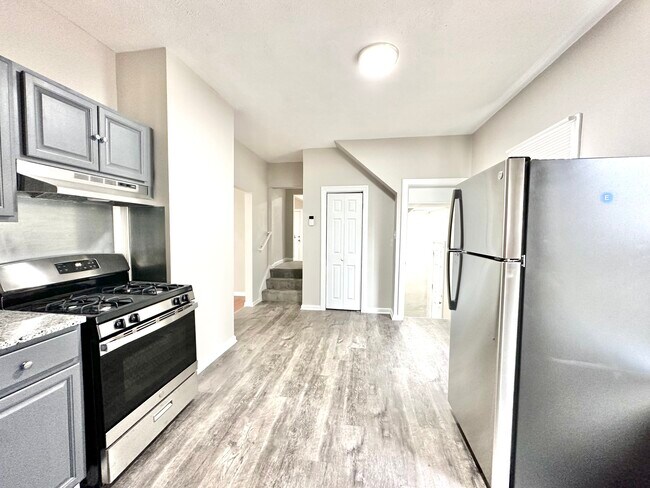 Foto del edificio - 1362 E 111th St