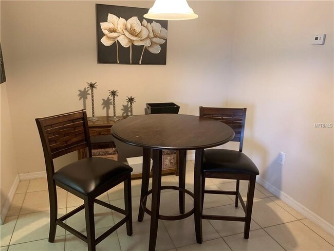 Foto del edificio - 4440 Ironwood Cir