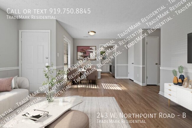 Building Photo - Newly Renovated 2 Bedroom, 2 Bathroom Duplex