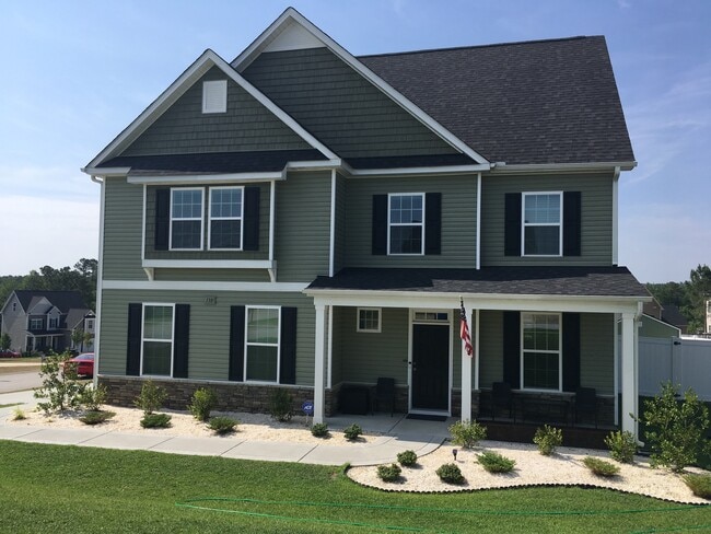 Building Photo - Practically New Home w/Fenced Back Yard Lo...