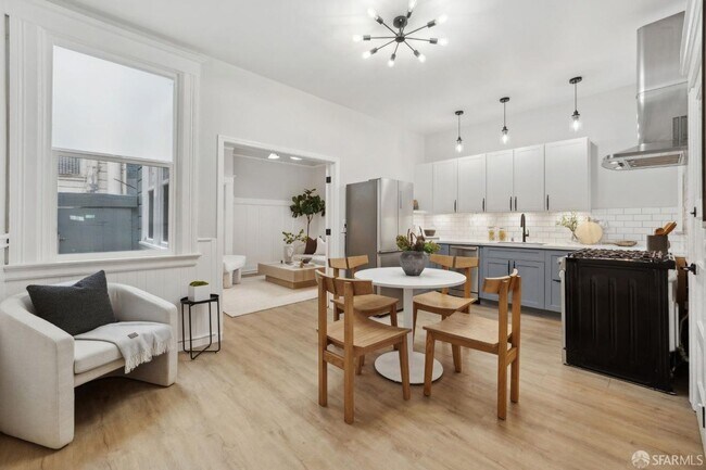 Foto del edificio - 202 (17-19 Card Aly)