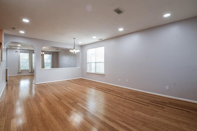 Building Photo - 6323 Channelbrook Ln