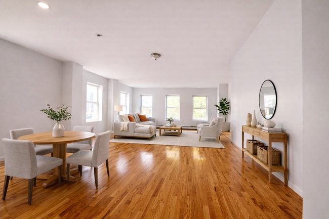 Building Photo - 2408 Beverley Rd