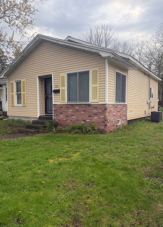 Building Photo - 31 Oxford St