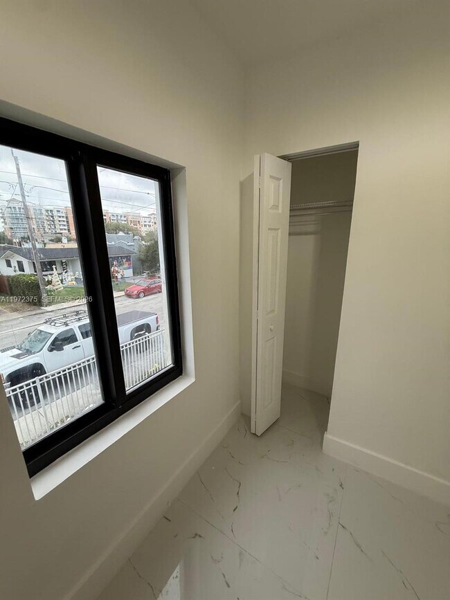 Foto del edificio - 1379 NW 55th Terrace