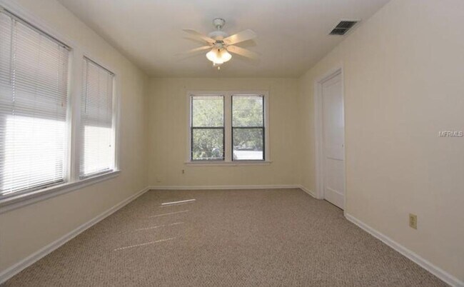 Foto del edificio - 927 Ave Z NW - Unit B