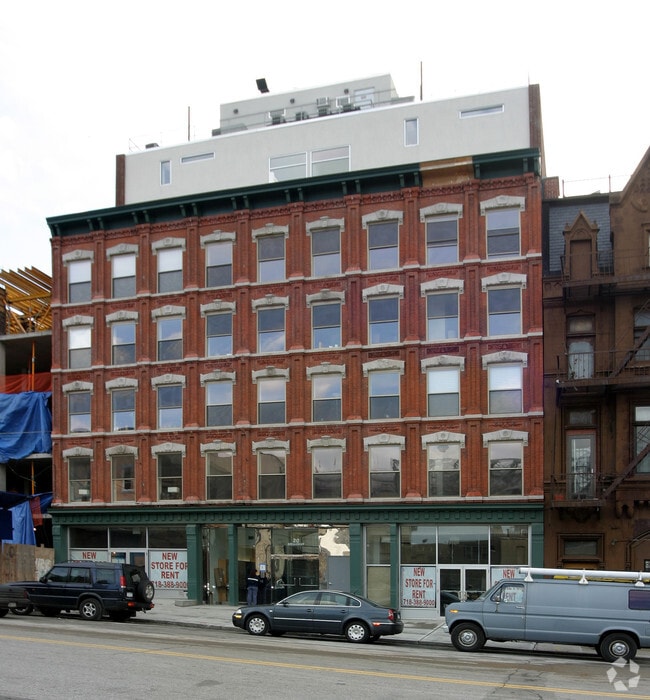 20 Broadway Apartments Brooklyn, NY