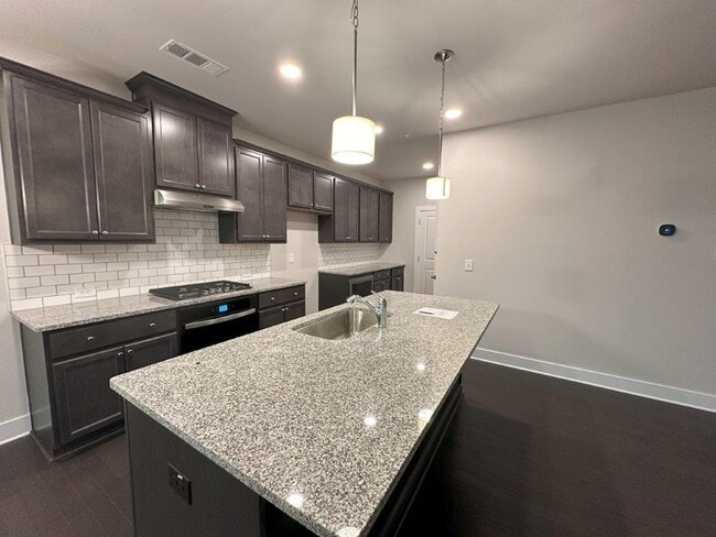 Foto del edificio - 1248 Willowcrest Way