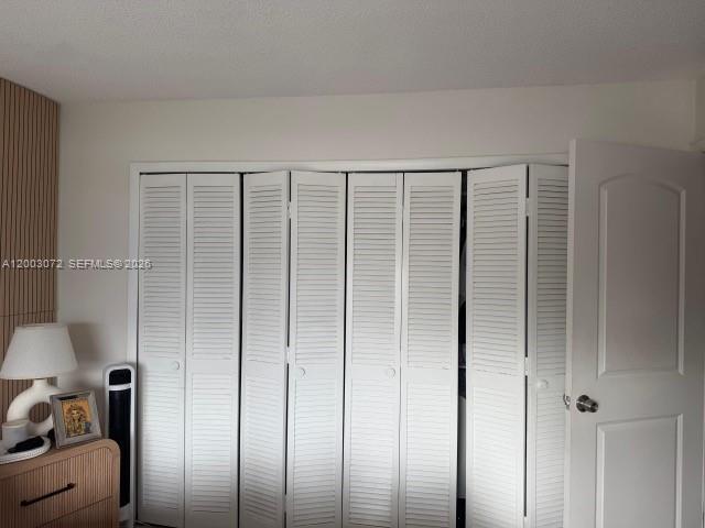 Foto del edificio - 6825 W Flagler St
