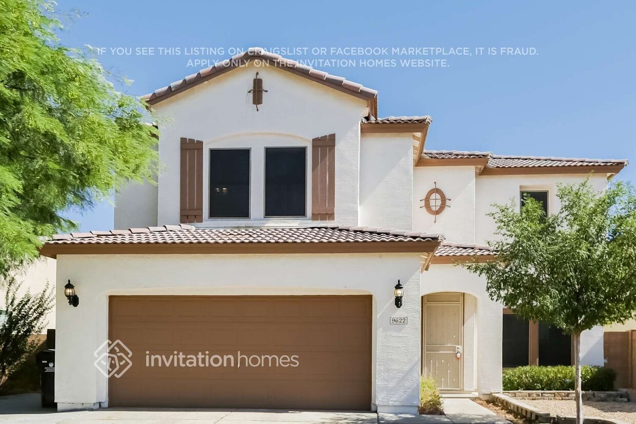 Foto principal - 9622 W Hazelwood St