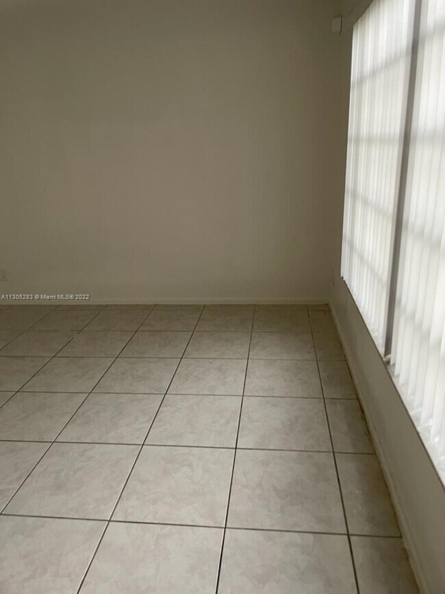Foto del edificio - 2611 NW 47th Ln