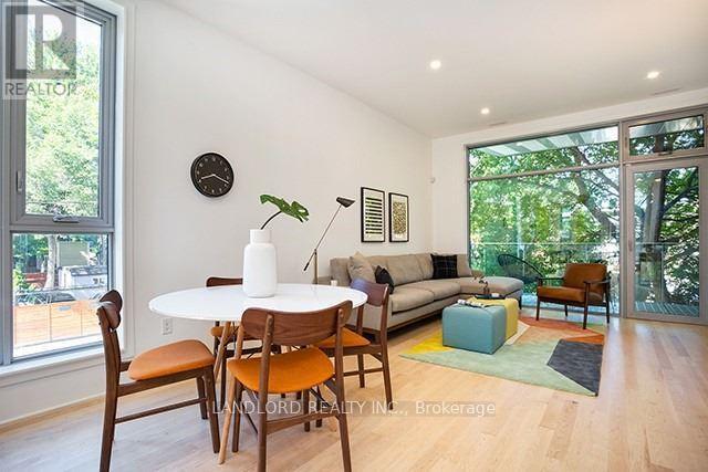 Building Photo - 15 Cummings St