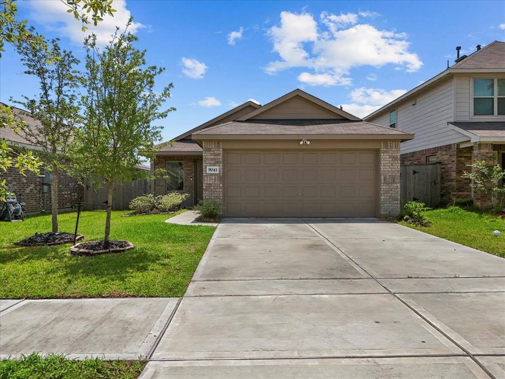 Foto principal - 9043 Estes Lks Dr