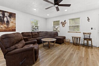 Building Photo - 2725 NW 44th Pl