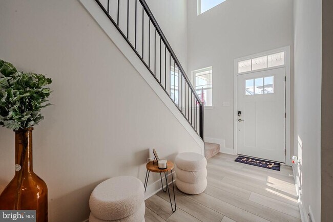 Foto del edificio - 34238 Graham Cir