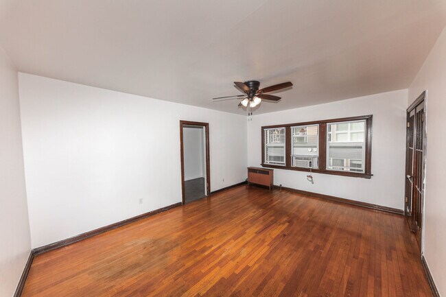 Building Photo - 335 E Broadway