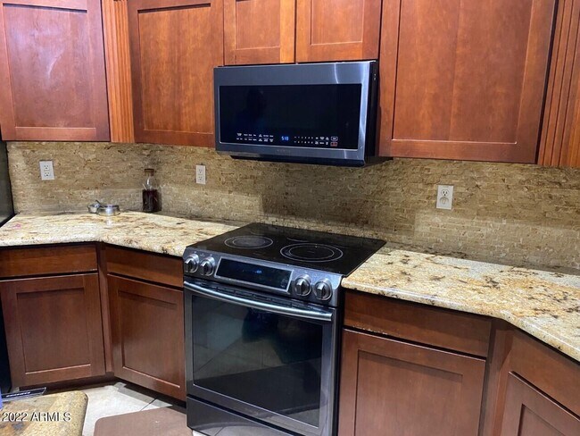 Foto del edificio - 4234 E Redwood Ln