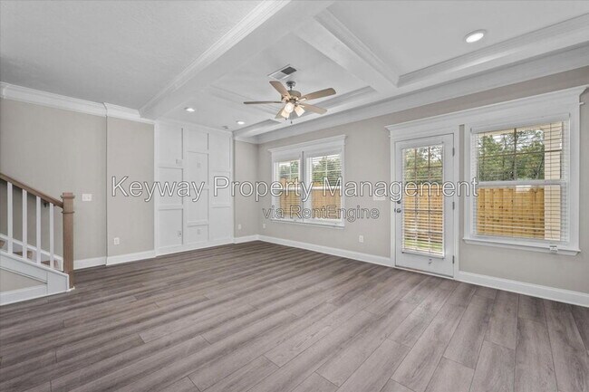 Foto del edificio - 234 Linsmore Ave