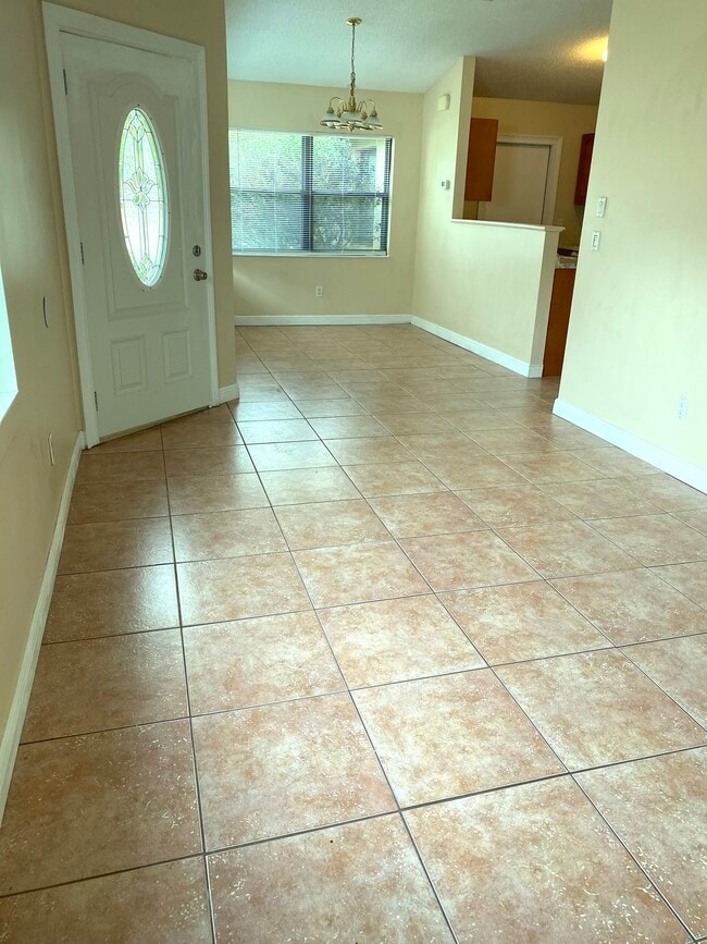 Building Photo - 4 Prosperity Ln