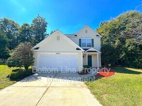 Building Photo - 5901 Hidden Meadow Ln