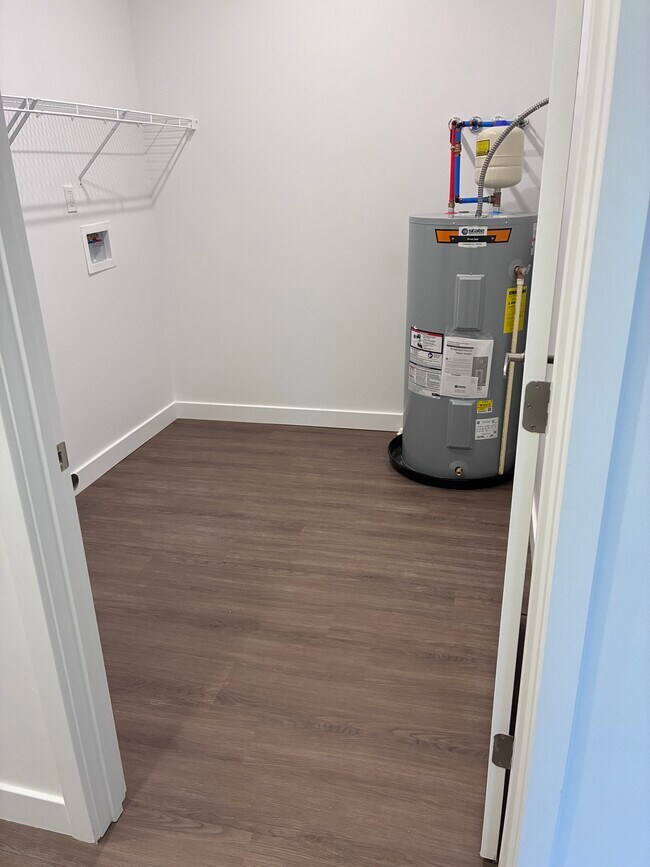 Conexiones para lavadora y secadora - Galena Commons