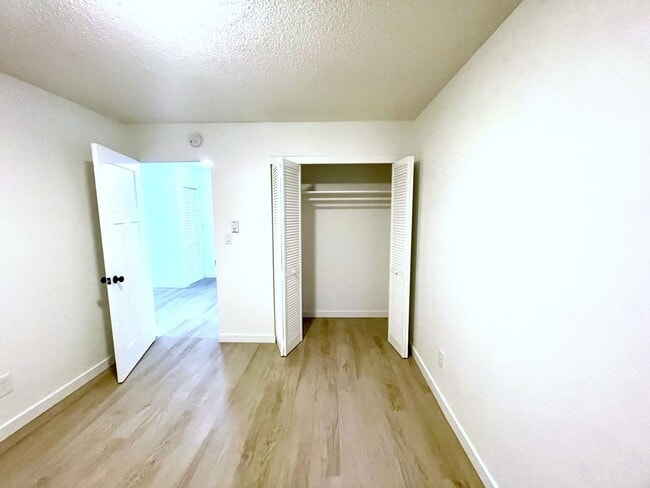 Interior Photo - Crestview