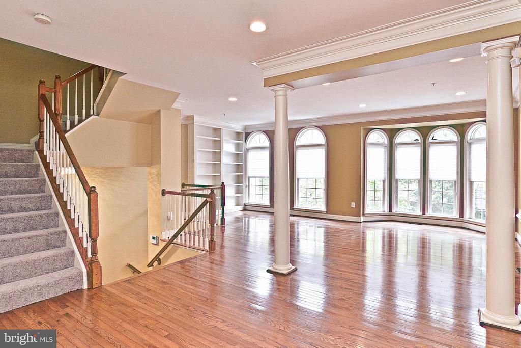 Foto principal - 12035 Treeline Way