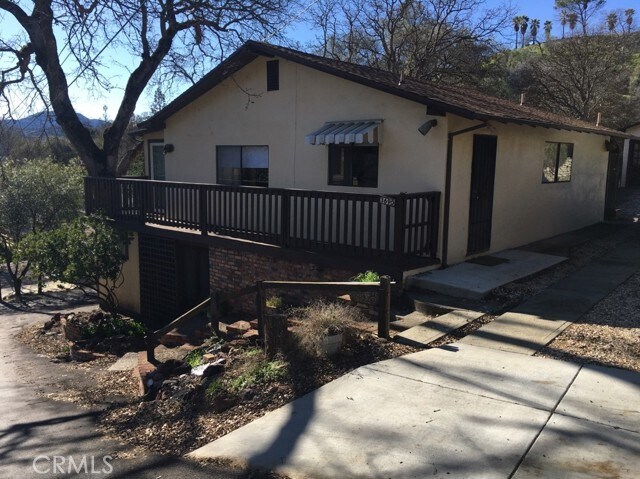 Foto del edificio - 3690 Tulare St