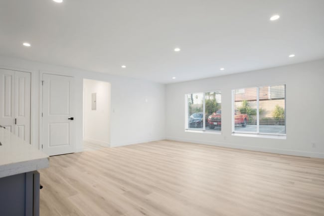 Building Photo - 8101 Larson Ave