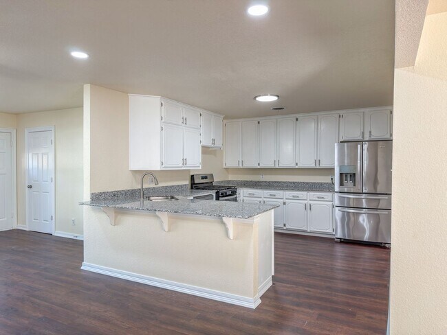 Foto del edificio - 4901 S.28th Street-