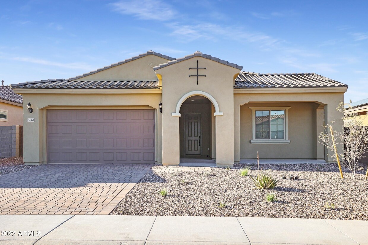 Primary Photo - 32360 N 133rd Dr